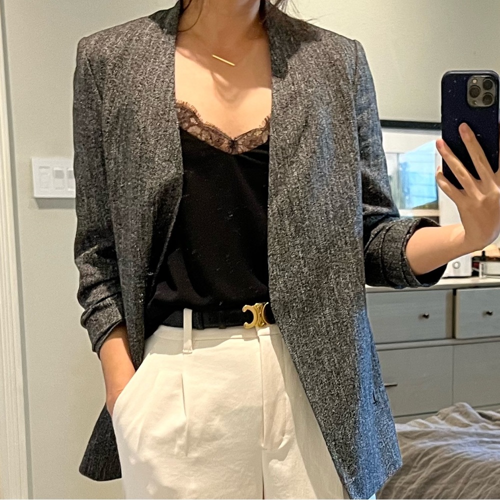 Aritzia tailored blazer